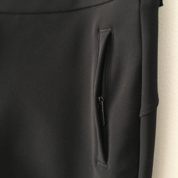 Lululemon on the move pant sz 2 - Picture 5 of 11